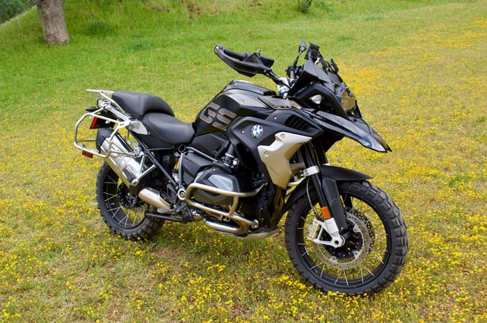 BMW R1250GS RawHyde Adventures